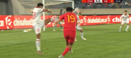 1696944238917073664.gif 1.gif